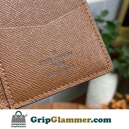 Louis Vuitton Wallet - Image 7