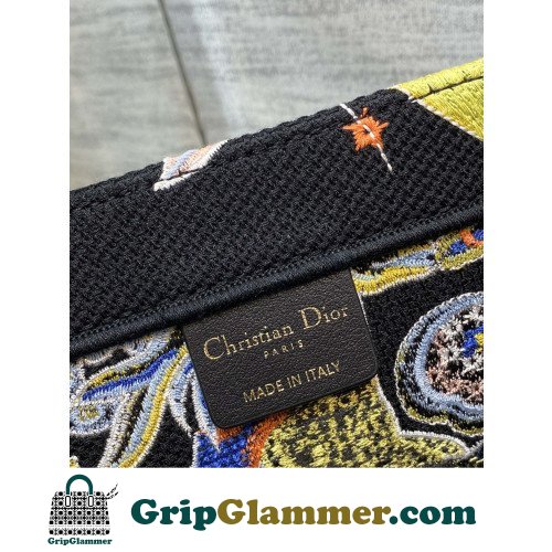 Dior Book Tote Medium 36cm - Image 2