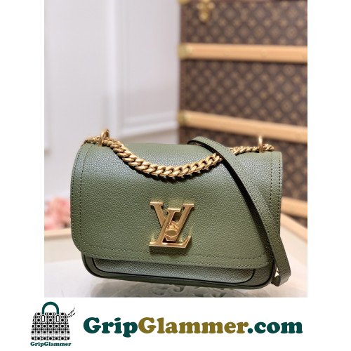 Louis Vuitton Favorite
