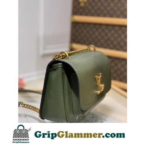 Louis Vuitton Favorite - Image 8