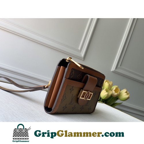 Louis Vuitton Petite Malle - Image 2