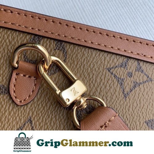 Louis Vuitton Petite Malle - Image 7