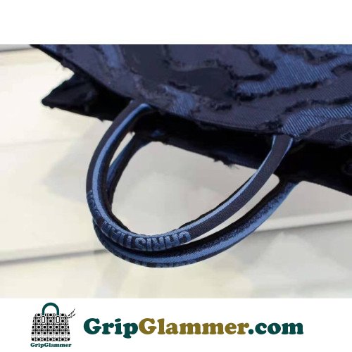 Dior Book Tote Large 42cm - Image 3