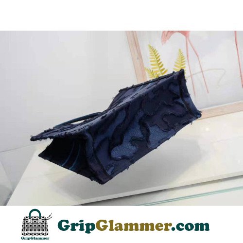 Dior Book Tote Large 42cm - Image 4