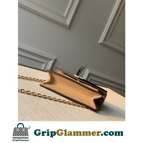 Louis Vuitton Favorite - Image 3