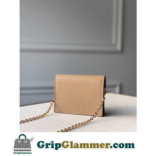 Louis Vuitton Favorite - Image 7