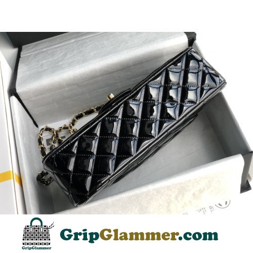 Chanel Flap Bag 25cm (Medium) - Image 4