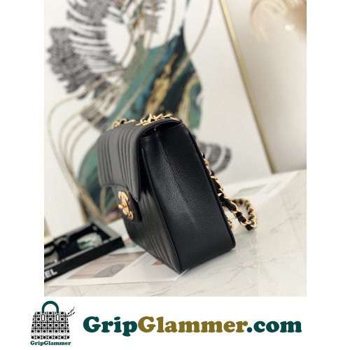 Chanel Flap Bag 30cm (Jumbo) - Image 3