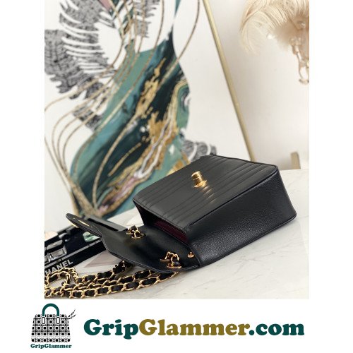 Chanel Flap Bag 30cm (Jumbo) - Image 7