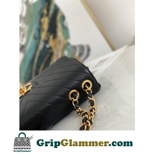 Chanel Flap Bag 30cm (Jumbo) - Image 8