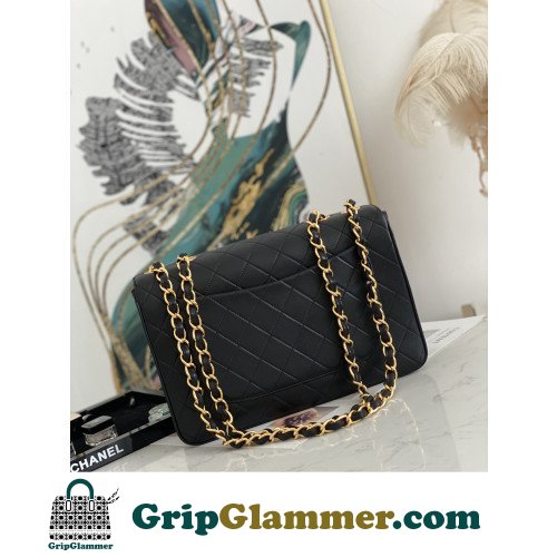 Chanel Flap Bag 30cm (Jumbo) - Image 3