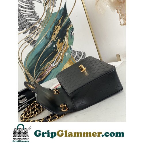 Chanel Flap Bag 30cm (Jumbo) - Image 8