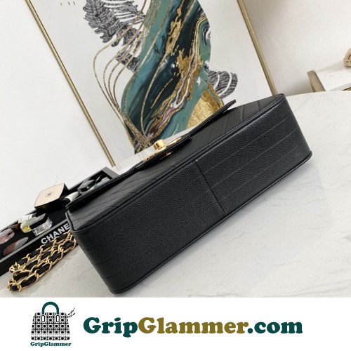 Chanel Flap Bag 30cm (Jumbo) - Image 2