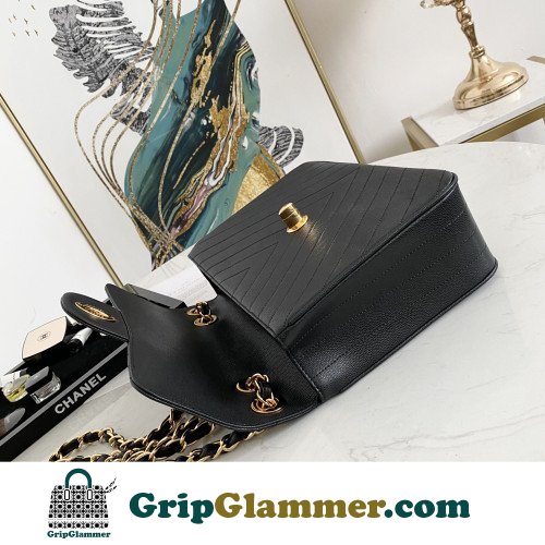 Chanel Flap Bag 30cm (Jumbo) - Image 4