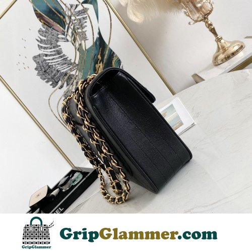 Chanel Flap Bag 30cm (Jumbo) - Image 6