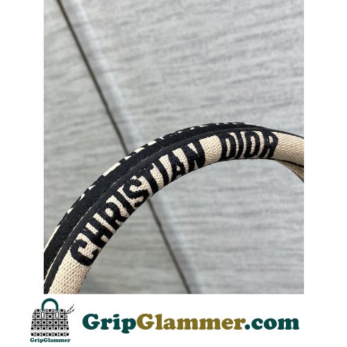 Dior Book Tote Large 42cm - Image 4