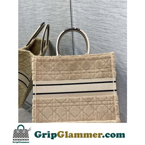 Dior Book Tote Large 42cm - Image 5