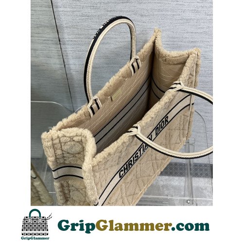 Dior Book Tote Large 42cm - Image 9