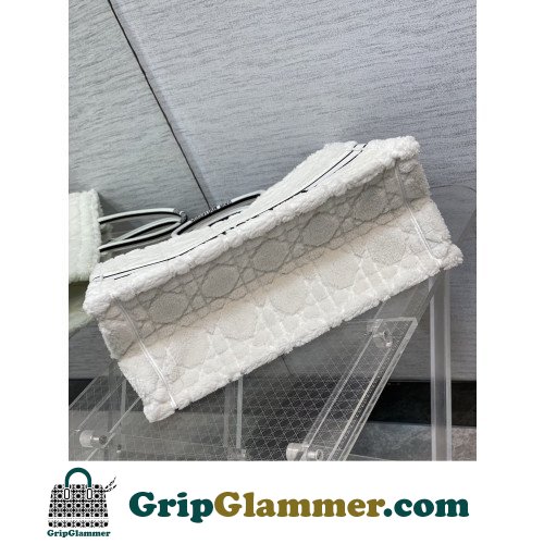 Dior Book Tote Large 42cm - Image 5