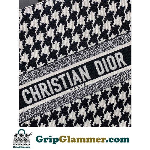 Dior Book Tote Large 42cm - Image 7