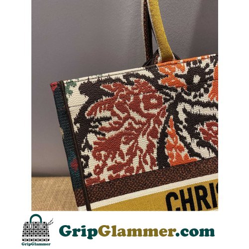 Dior Book Tote Large 42cm - Image 4