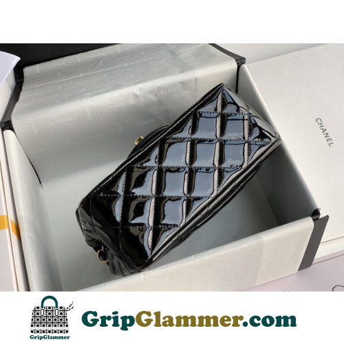 Chanel Flap Bag 17cm (Mini) - Image 3