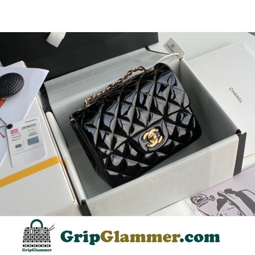 Chanel Flap Bag 17cm (Mini)