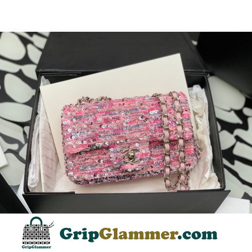 Chanel Flap Bag 20cm (Mini) - Image 2