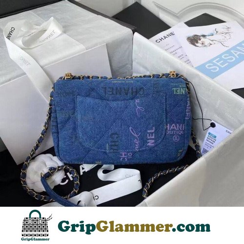 Chanel Flap Bag 20cm (Mini) - Image 3