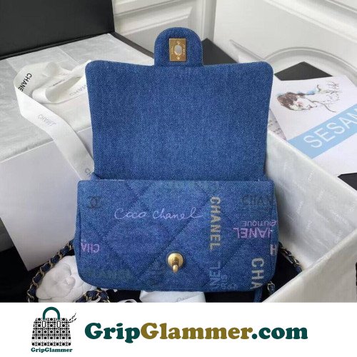 Chanel Flap Bag 20cm (Mini) - Image 5