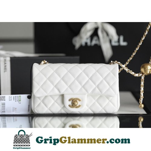 Chanel Flap Bag 20cm (Mini)