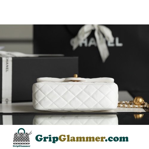 Chanel Flap Bag 20cm (Mini) - Image 6