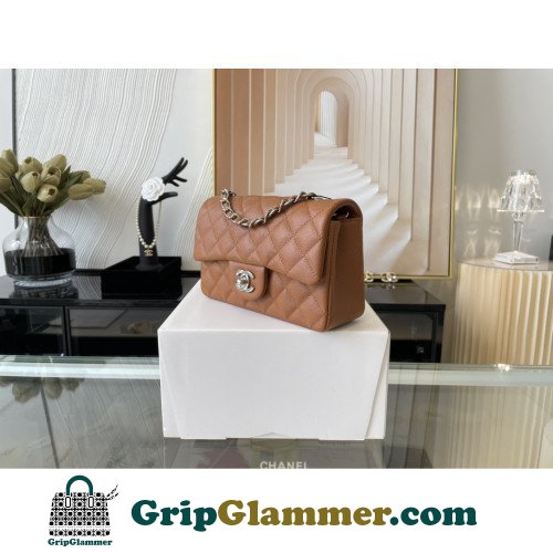 Chanel Flap Bag 20cm (Mini) - Image 2