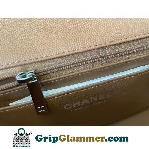 Chanel Flap Bag 20cm (Mini) - Image 5