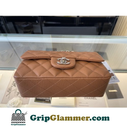 Chanel Flap Bag 20cm (Mini) - Image 6