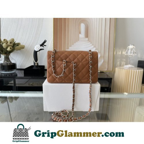 Chanel Flap Bag 20cm (Mini) - Image 8