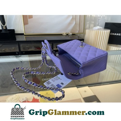 Chanel Flap Bag 20cm (Mini) - Image 8