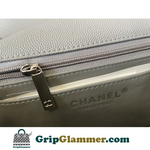 Chanel Flap Bag 20cm (Mini) - Image 6