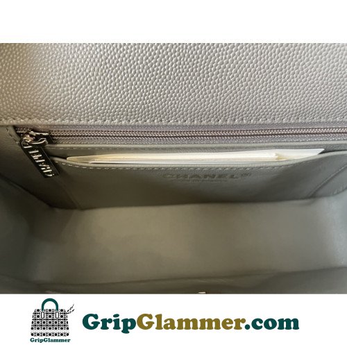 Chanel Flap Bag 20cm (Mini) - Image 8