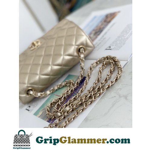 Chanel Flap Bag 20cm (Mini) - Image 5