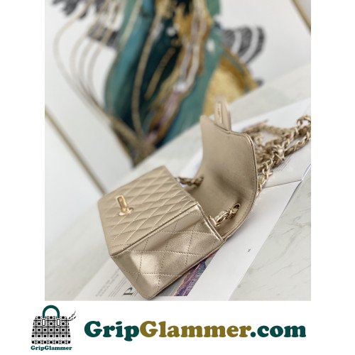 Chanel Flap Bag 20cm (Mini) - Image 8