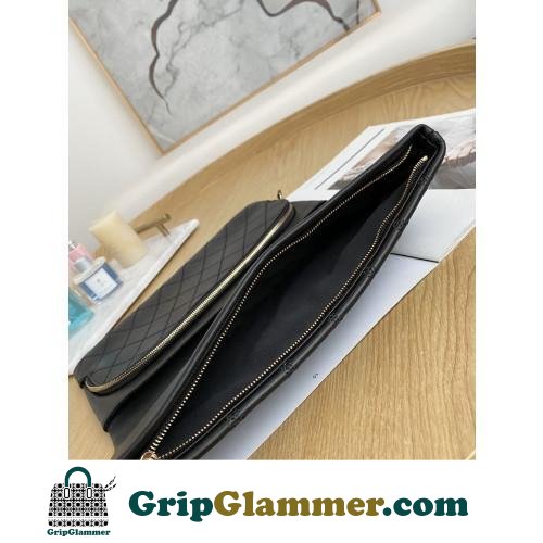 Chanel Wallet - Image 5