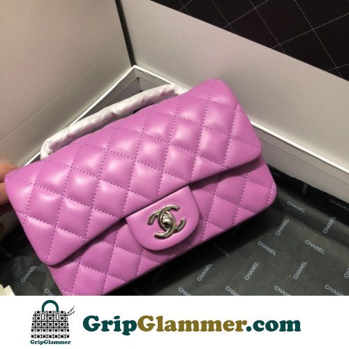 Chanel Flap Bag 20cm (Mini) - Image 4