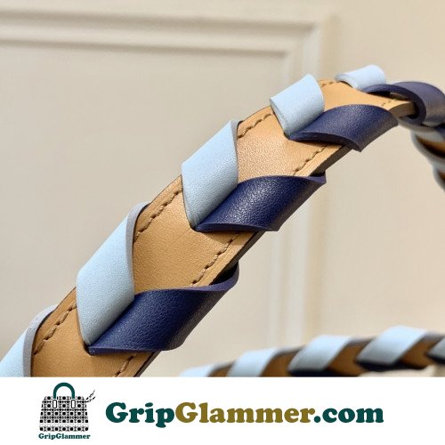 Louis Vuitton Neone - Image 7