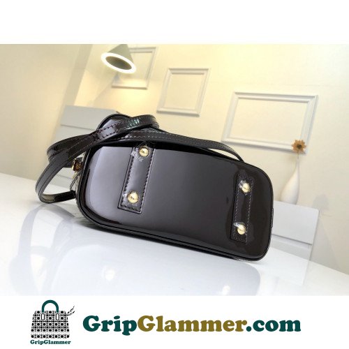 Louis Vuitton Alma - Image 2