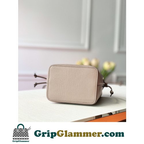 Louis Vuitton Favorite - Image 8