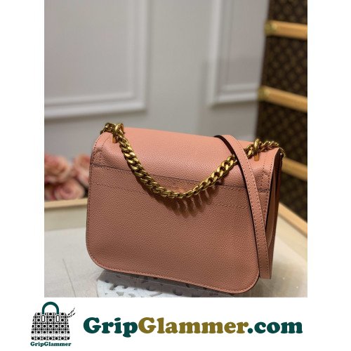 Louis Vuitton Favorite - Image 3