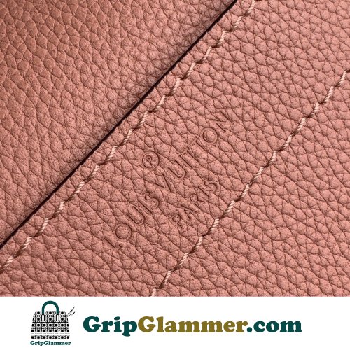 Louis Vuitton Favorite - Image 5