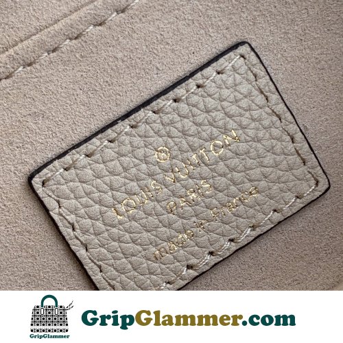 Louis Vuitton Favorite - Image 6