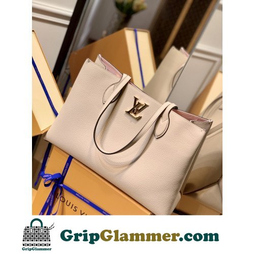 Louis Vuitton Favorite (Copy)